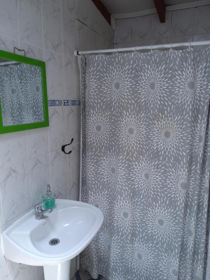 Ventana Sur Hostal Santiago Exterior foto